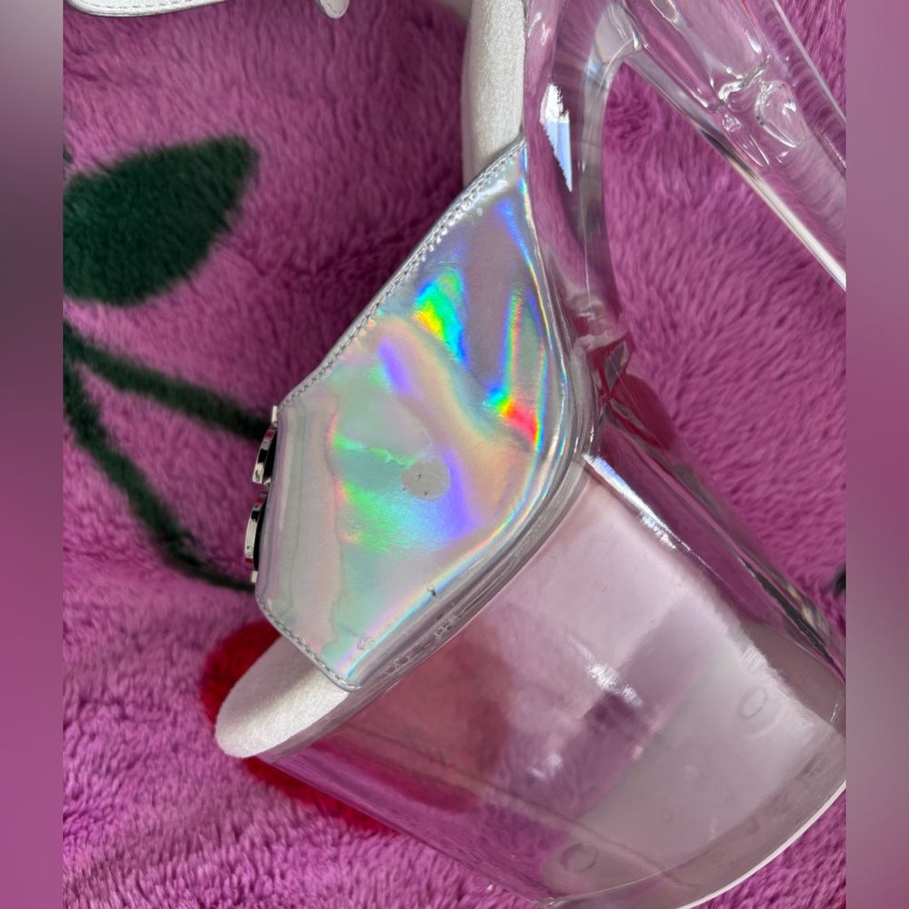YRU Xtra- Spice $ Platform Heels - Picture 3 of 9